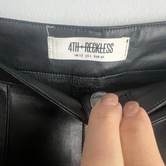 4th + Reckless Faux Leather Vegan Straight Pants Large Black - Picture 4 of 4